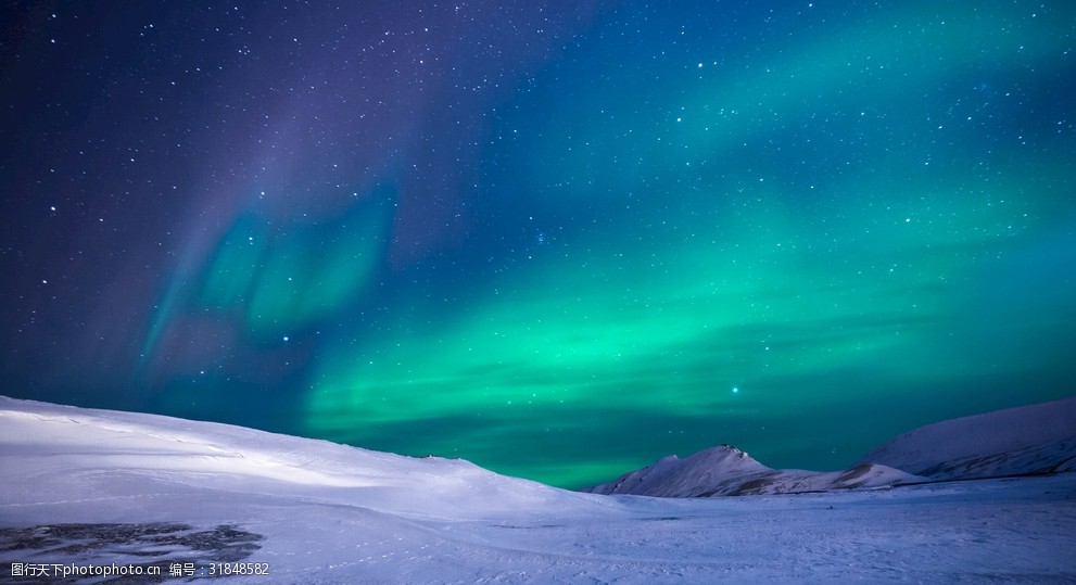 美丽极光星空雪地风景4k壁纸