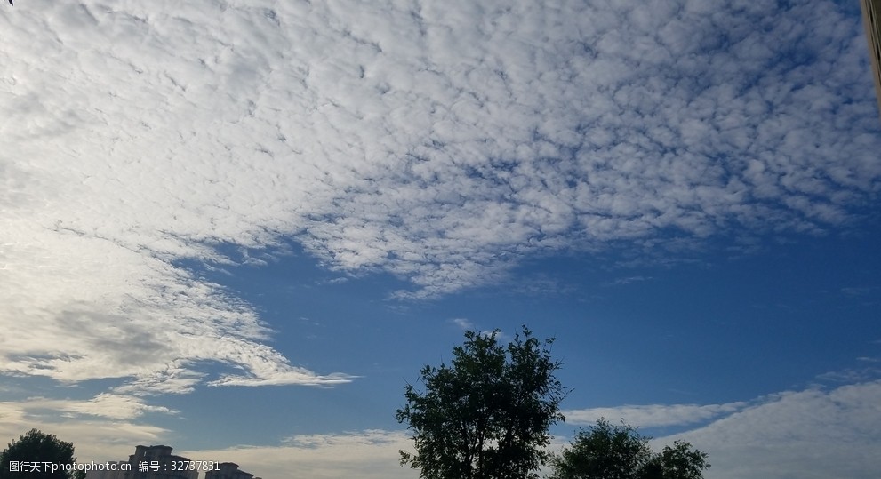 外景天空背景图天空素材云