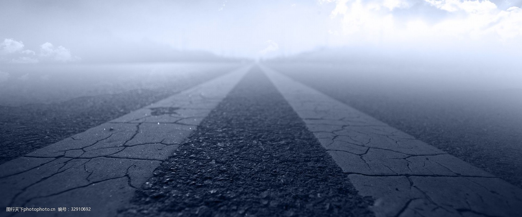 创意合成公路大气背景海报