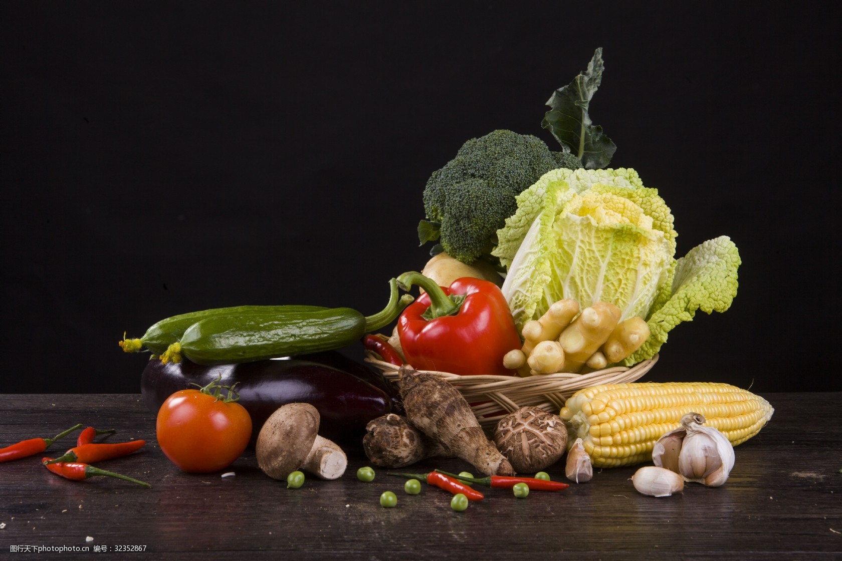 蔬菜组合扎堆散落特写