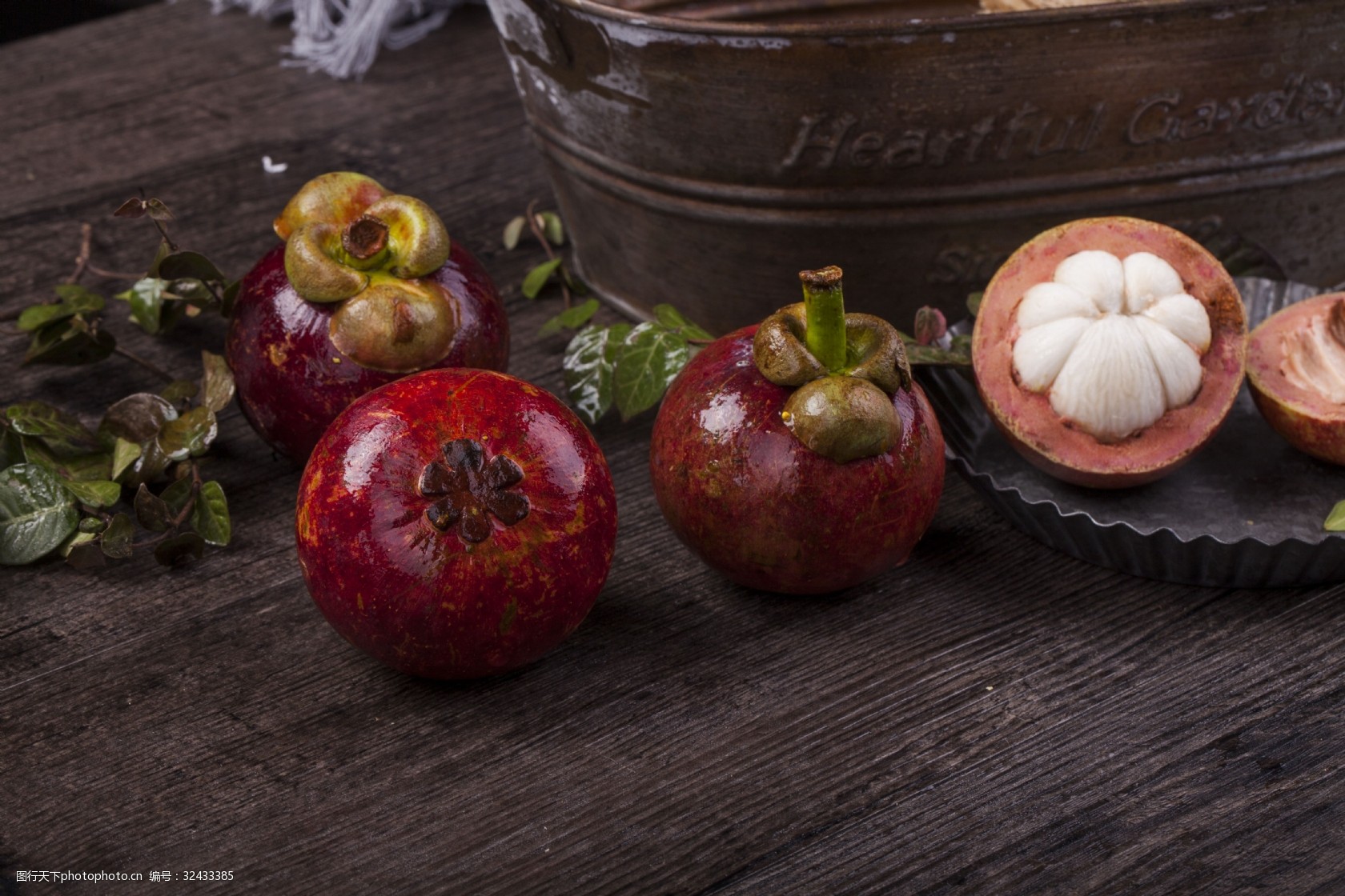 实物图摄影图新鲜美味水果山竺